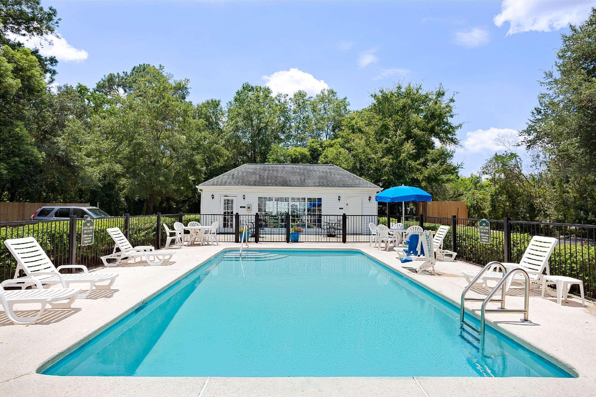 Baymont By Wyndham Jacksonville/Butler Blvd Eksteriør bilde